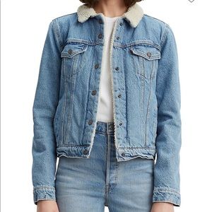Levi’s Women Sherpa Denim Jacket